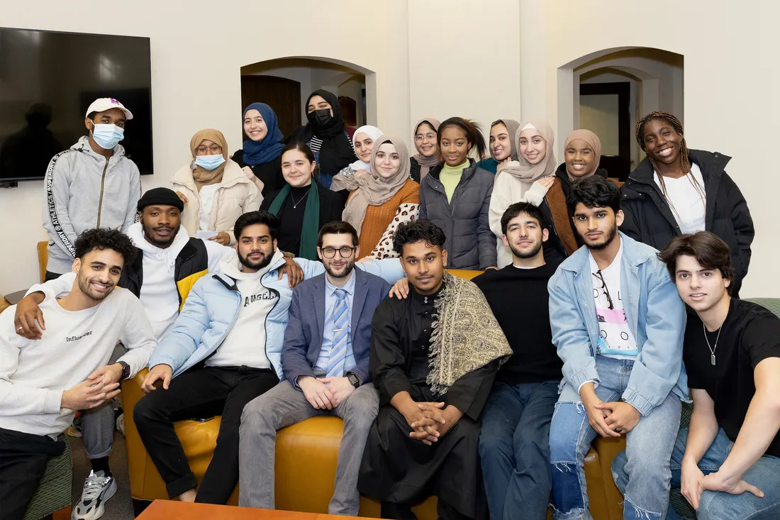 Amir Durić with group of other muslim students on campus.