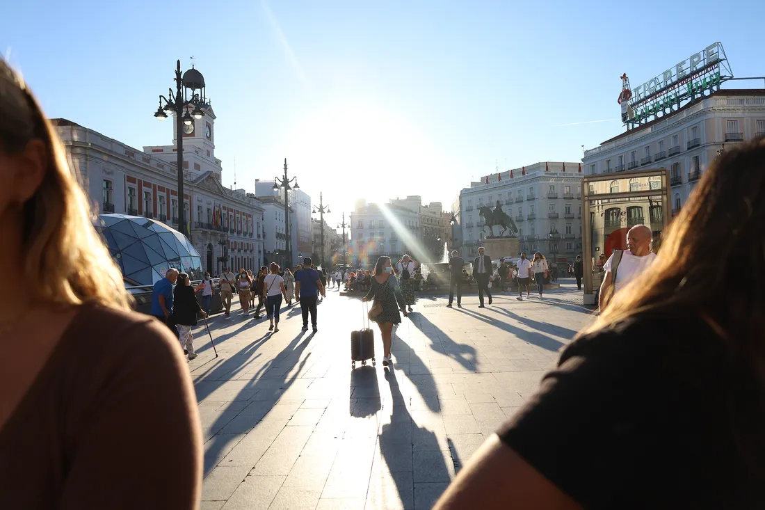 Students on a walking tour in Madrid.