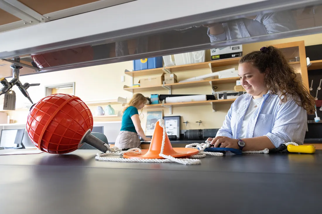 Students work in the bioacoustics lab.