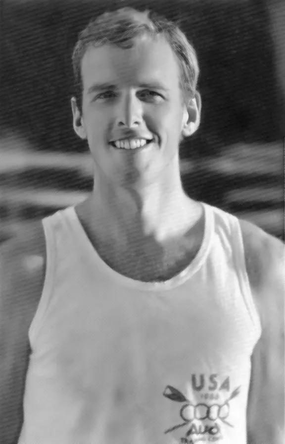 Tom Darling headshot.