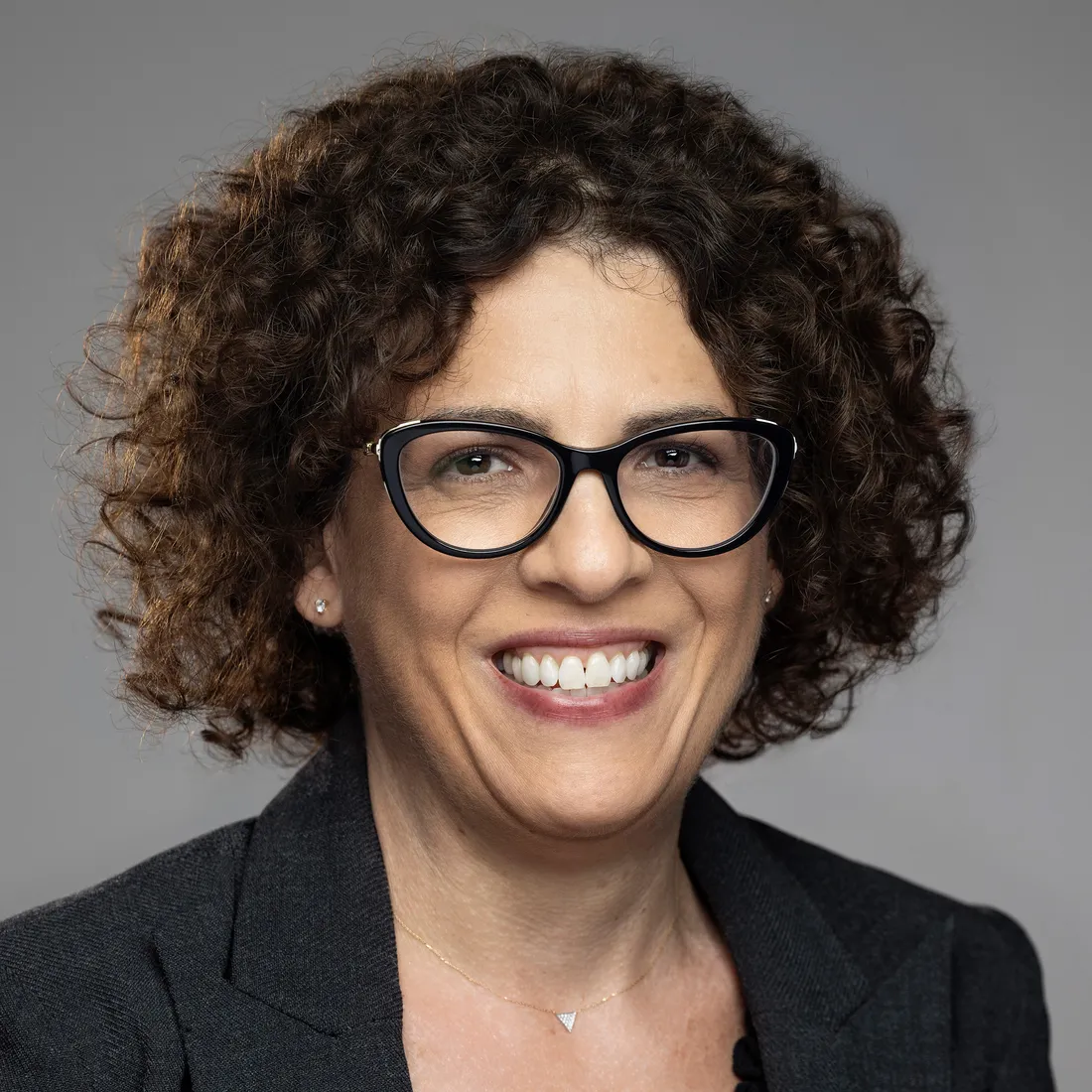 Rachel Dubrofsky smiling.
